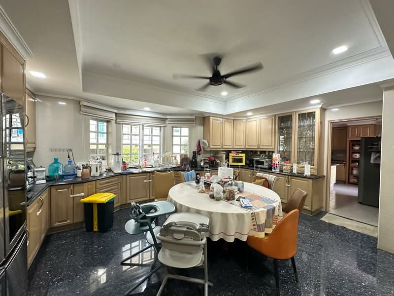 Bungalow House for Sale in Country Heights (Kajang) - Hei Kar Jun - Kitchen - PropertyGuru.com.my