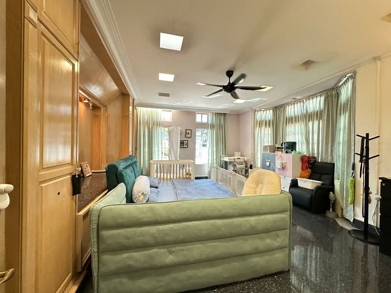 Bungalow House for Sale in Country Heights (Kajang) - Hei Kar Jun - Bedroom - PropertyGuru.com.my