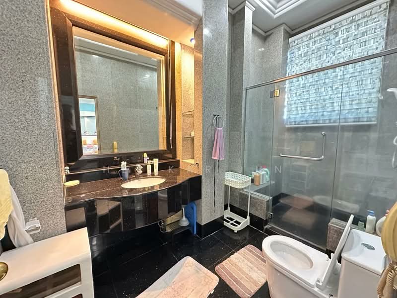 Bungalow House for Sale in Country Heights (Kajang) - Hei Kar Jun - Bathroom - PropertyGuru.com.my