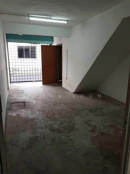 Terrace Factory for Sale in Shah Alam (Selangor) - Cyrus Soon - Entrance - PropertyGuru.com.my