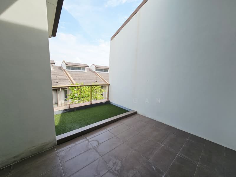Terraced House for Rent in Bandar Tropicana Aman (Telok Panglima Garang) - Anddy Gan - Balcony - PropertyGuru.com.my