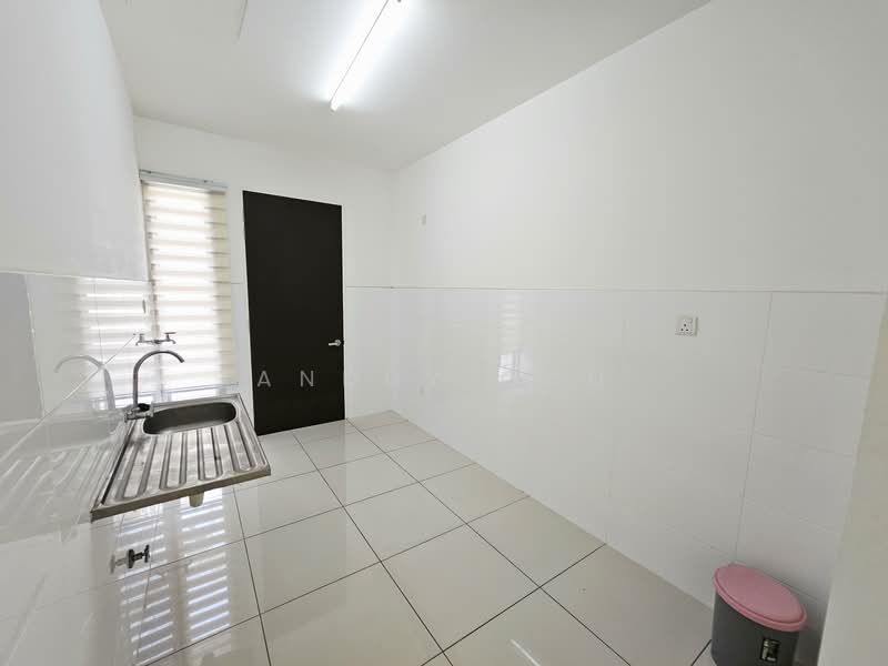 Terraced House for Rent in Bandar Saujana Putra (Tanjong Duabelas) - Anddy Gan - Kitchen - PropertyGuru.com.my