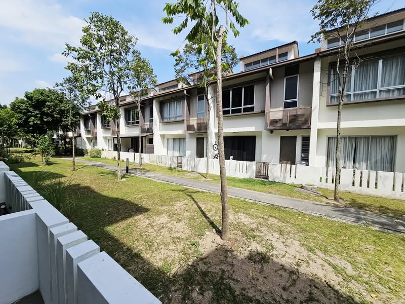 Terraced House for Rent in Bandar Saujana Putra (Tanjong Duabelas) - Anddy Gan - Exterior - PropertyGuru.com.my