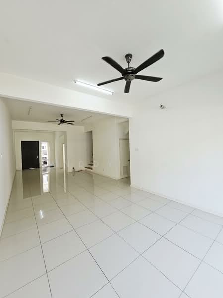 Terraced House for Rent in Bandar Saujana Putra (Tanjong Duabelas) - Anddy Gan - Living Room - PropertyGuru.com.my