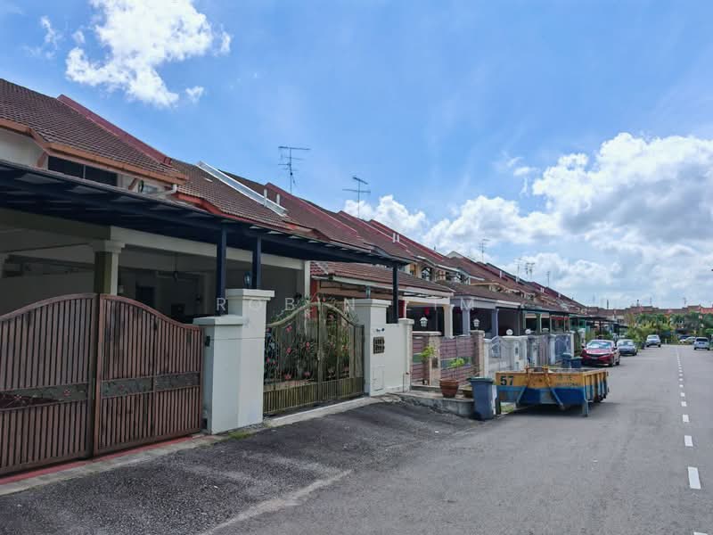 Mutiara Rini Mutiaras Rinis untuk Untuk Dijual - RM 838,000, Mac 2026 - Exterior - PropertyGuru.com.my