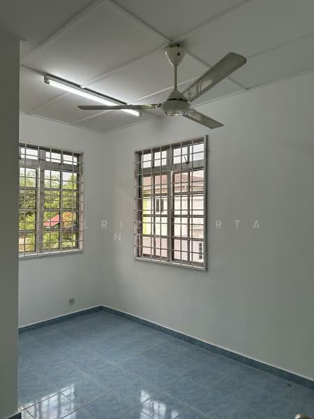 2-storey Terraced House for Sale in Bukit Sentosa (Rawang) - Zulrizqhartanah . - Interior - PropertyGuru.com.my
