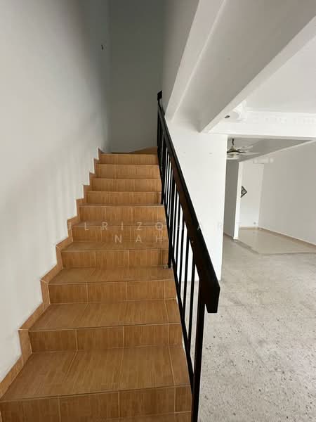 2-storey Terraced House for Sale in Bukit Sentosa (Rawang) - Zulrizqhartanah . - Interior - PropertyGuru.com.my