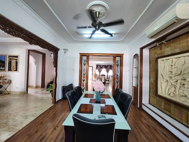 Bungalow for Sale in Bukit Jelutong (Shah Alam) - Yasmin Sulaiman - Dining Room - PropertyGuru.com.my