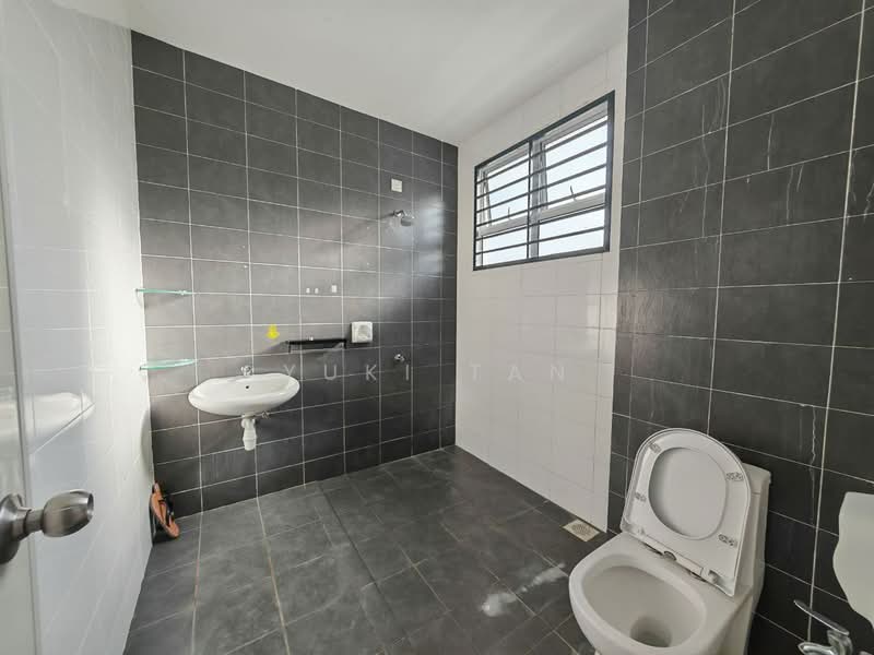 2-storey Terraced House for Sale in Setia Ecohill (Semenyih) - Yuki Tan - Bathroom - PropertyGuru.com.my