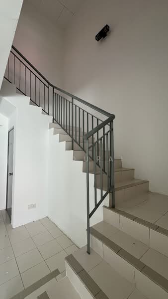 2-storey Terraced House for Sale in Bandar Putra (Kulai) - S. Durai - Interior - PropertyGuru.com.my