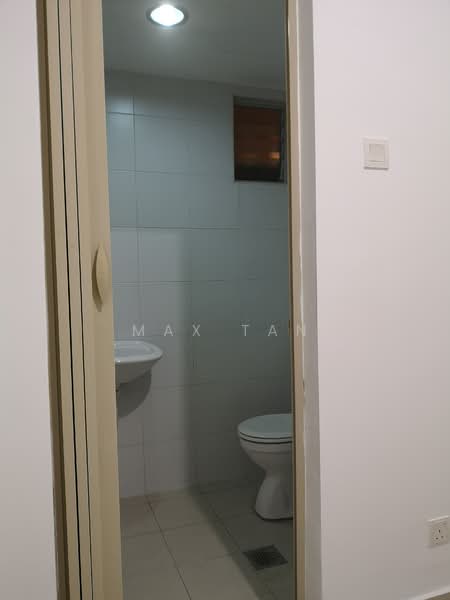 Kondominium untuk Disewa di Casa Tropicana - Max Tan - Bathroom - PropertyGuru.com.my