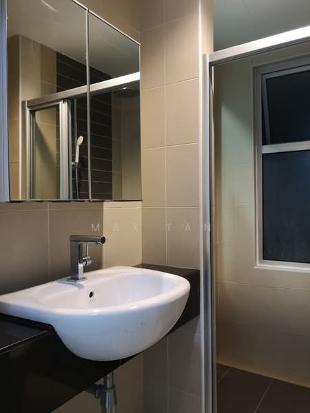 Kondominium untuk Disewa di Casa Tropicana - Max Tan - Bathroom - PropertyGuru.com.my