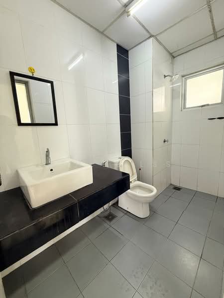 Condominium for Rent at The Wharf Residence - Ashlee LSS - Bathroom - PropertyGuru.com.my
