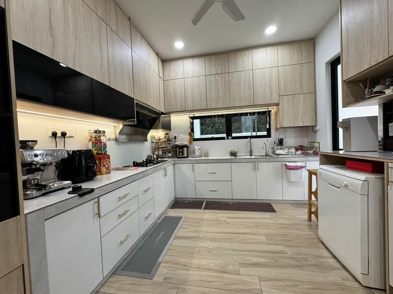 Semi-Detached House for Sale in Setia Alam (Selangor) - Cassey Lim - Kitchen - PropertyGuru.com.my