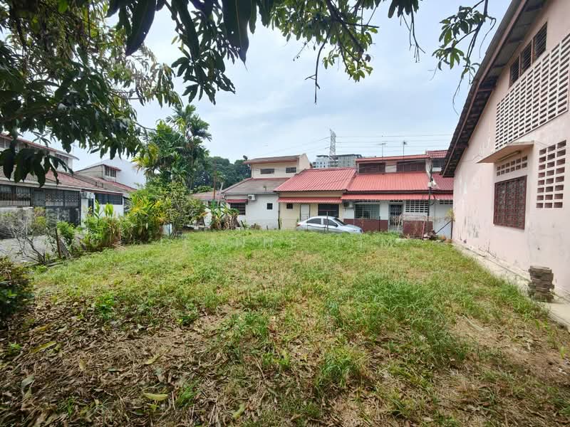 1-storey Terraced House for Sale in Petaling Jaya (Selangor) - Leanne Lim - Exterior - PropertyGuru.com.my