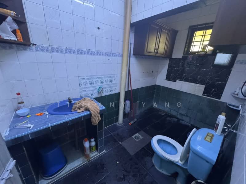 2-storey Terraced House for Sale in Rawang (Selangor) - Tiffany Yang - Bathroom - PropertyGuru.com.my