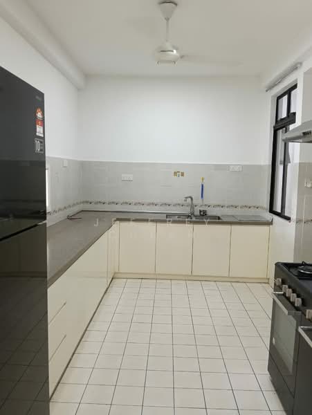Casa Indah 1 untuk Untuk Disewa - RM 2,100 /bulan, Mac 2026 - Kitchen - PropertyGuru.com.my