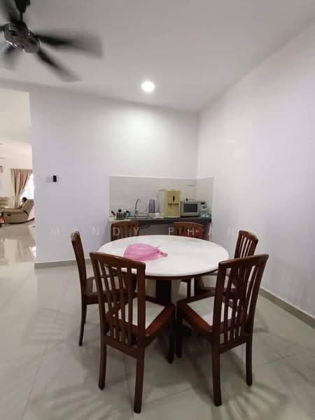 Tasek untuk Untuk Disewa - RM 2,400 /bulan, Mac 2026 - Dining Room - PropertyGuru.com.my