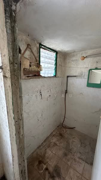 1-storey Terraced House for Sale in Ipoh (Perak) - Ck Nyau - Bathroom - PropertyGuru.com.my