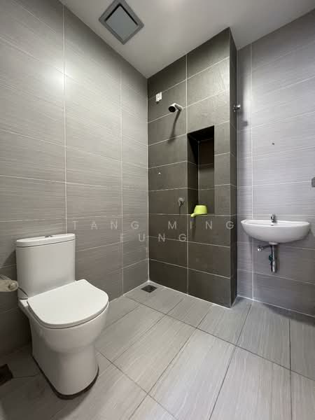2-storey Terraced House for Rent in Dengkil (Selangor) - Tang Ming Fung - Bathroom - PropertyGuru.com.my