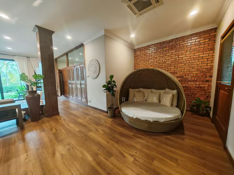 Bungalow for Sale in Cyberjaya (Selangor) - Iqbal Rafei - Living Room - PropertyGuru.com.my