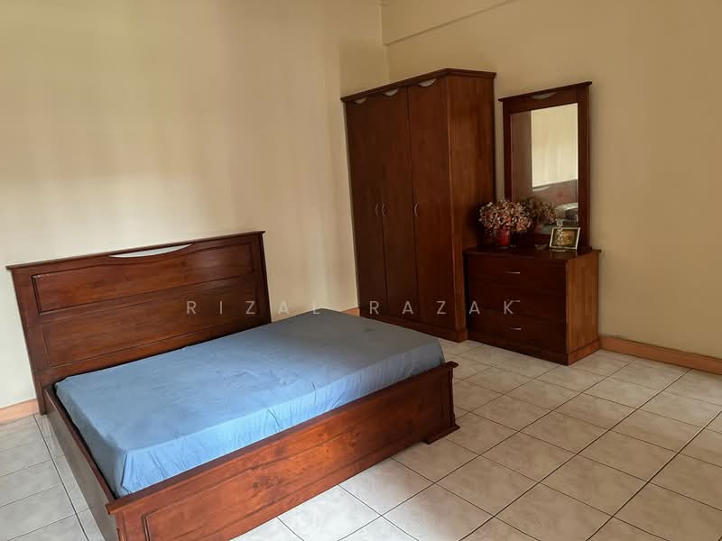 Condominium for Sale at Anjung Villa - Rizal Razak - Bedroom - PropertyGuru.com.my