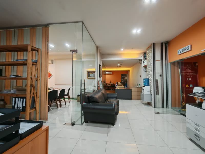 Semi-D Factory for Rent in Taman Desa Jaya (Johor Bahru) - Kate Ee - Office - PropertyGuru.com.my