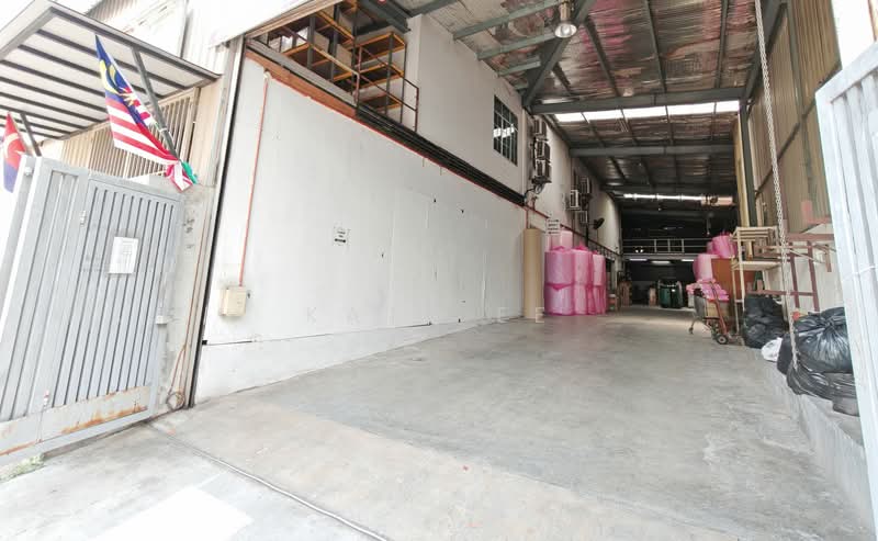 Semi-D Factory for Rent in Taman Desa Jaya (Johor Bahru) - Kate Ee - Exterior - PropertyGuru.com.my