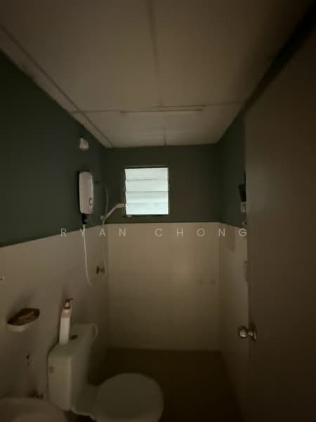 Pangsapuri untuk Dijual di Denai Nusantara Apartment - Ryan Chong - Bathroom - PropertyGuru.com.my