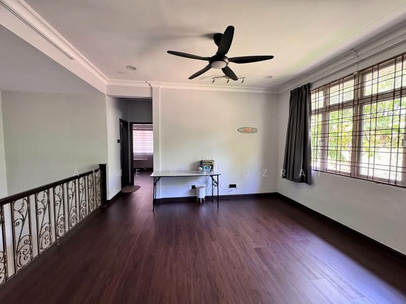 2-storey Terraced House for Sale in Putrajaya (Putrajaya) - Ammeer Nadzrai - Living Room - PropertyGuru.com.my