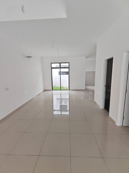 Cluster House for Sale in Eco Botanic 2 (Iskandar Puteri (Nusajaya)) - Kenny Wong Chen Yao - Living Room - PropertyGuru.com.my