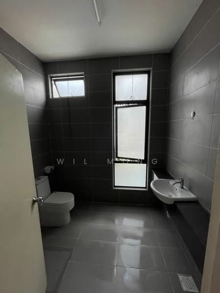 ULU TIRAM , Bandar Cemerlang untuk Untuk Dijual - RM 870,000, Mac 2026 - Bathroom - PropertyGuru.com.my