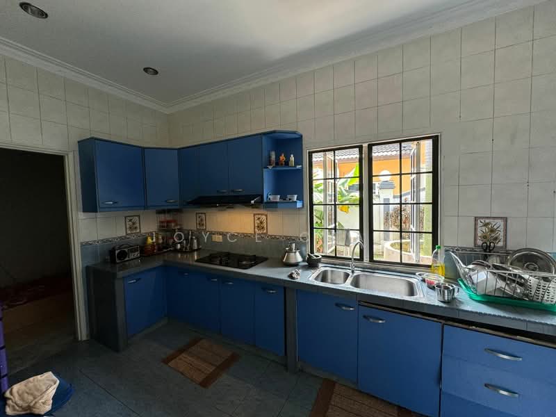 Bungalow House for Sale in Shah Alam (Selangor) - Joyce Chan - Kitchen - PropertyGuru.com.my