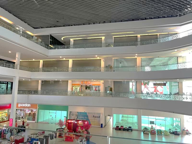 Street Mall @ One South, Seri Kembangan untuk Untuk Dijual - RM 1,300,000, Mac 2026 - Exterior - PropertyGuru.com.my