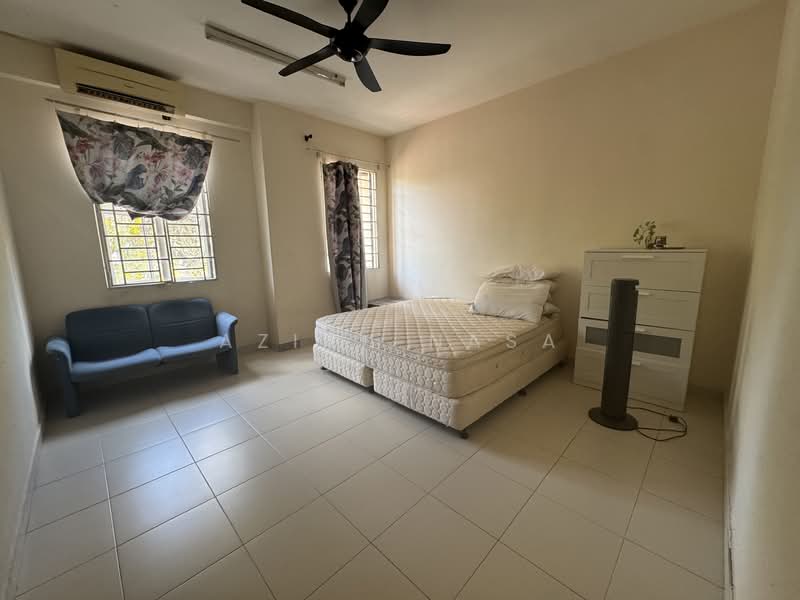Alam Nusantara untuk Untuk Disewa - RM 2,000 /bulan, Mac 2026 - Bedroom - PropertyGuru.com.my