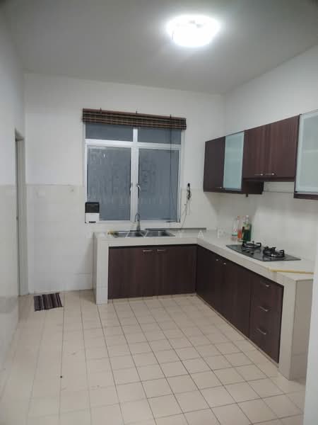 Condominium for Rent at Pearl Avenue - Jazz Yap - Kitchen - PropertyGuru.com.my