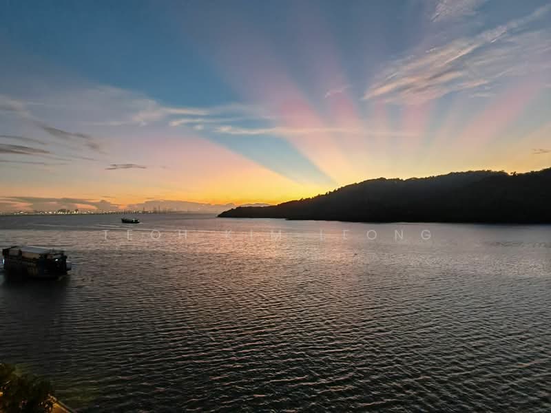 Queens Residences Q1 @ Queens Waterfront untuk Untuk Dijual - RM 2,100,000, Mac 2026 - Exterior - PropertyGuru.com.my