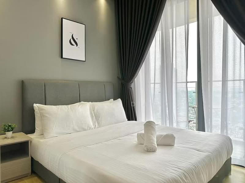 Condominium for Rent at Royal Strand @ Country Garden Danga Bay - Kyle Das - Bedroom - PropertyGuru.com.my