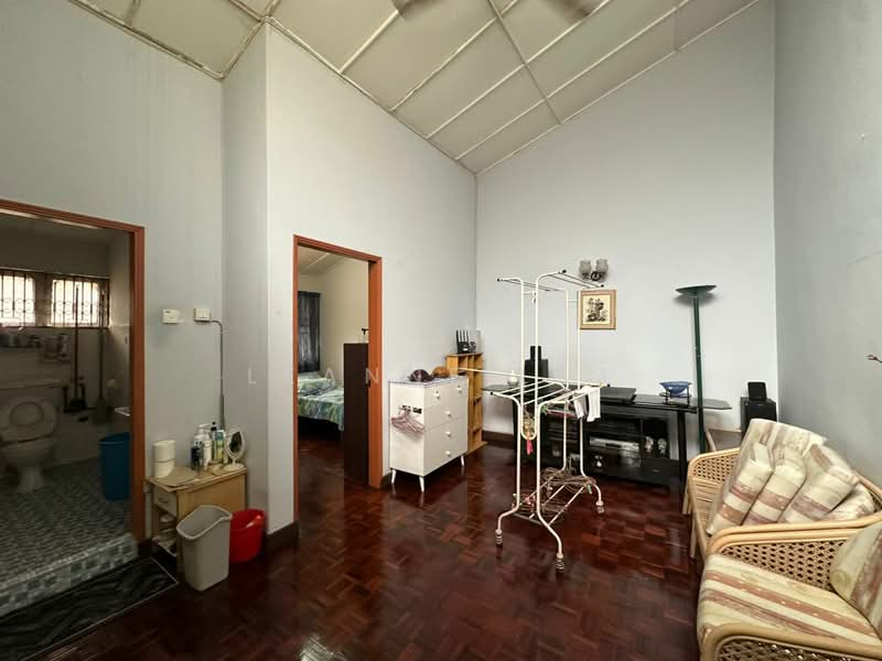 Petaling Jaya untuk Untuk Dijual - RM 1,220,000, Mac 2026 - Living Room - PropertyGuru.com.my