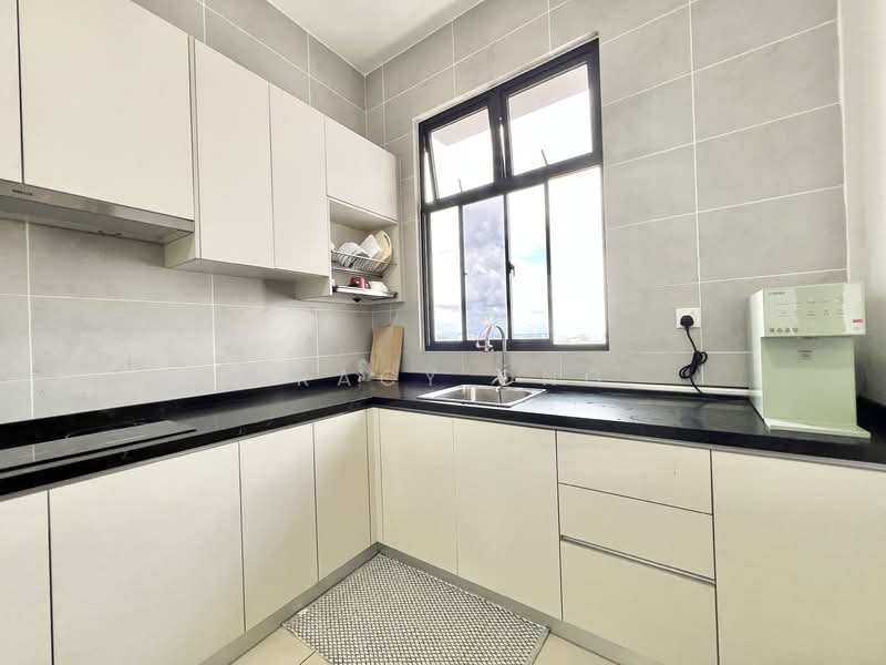 Twin Tower Residence untuk Untuk Disewa - RM 2,200 /bulan, Mac 2026 - Kitchen - PropertyGuru.com.my