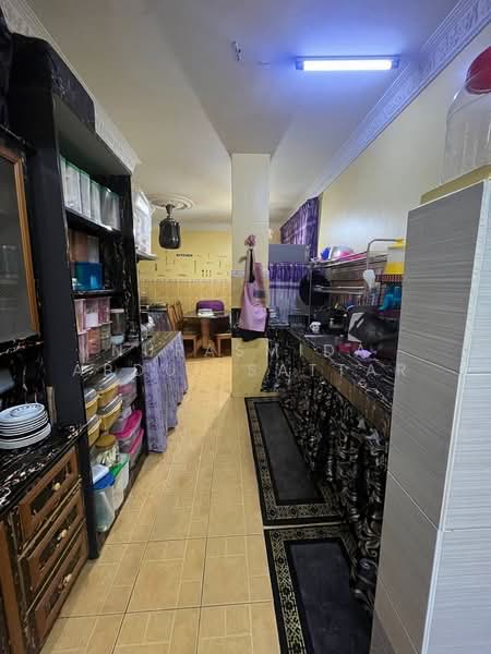 Bungalow for Sale in Taman Rasah Kemayan (Rasah) - Nurasmida Abdul Sattar - Kitchen - PropertyGuru.com.my