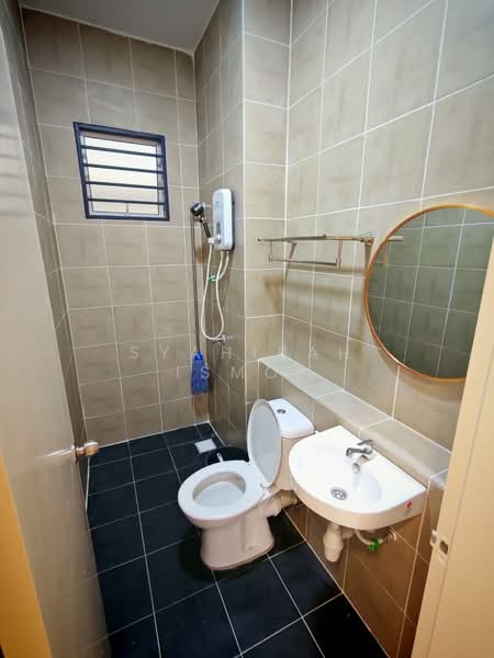 Seri Topaz untuk Untuk Disewa - RM 2,000 /bulan, Mac 2026 - Bathroom - PropertyGuru.com.my