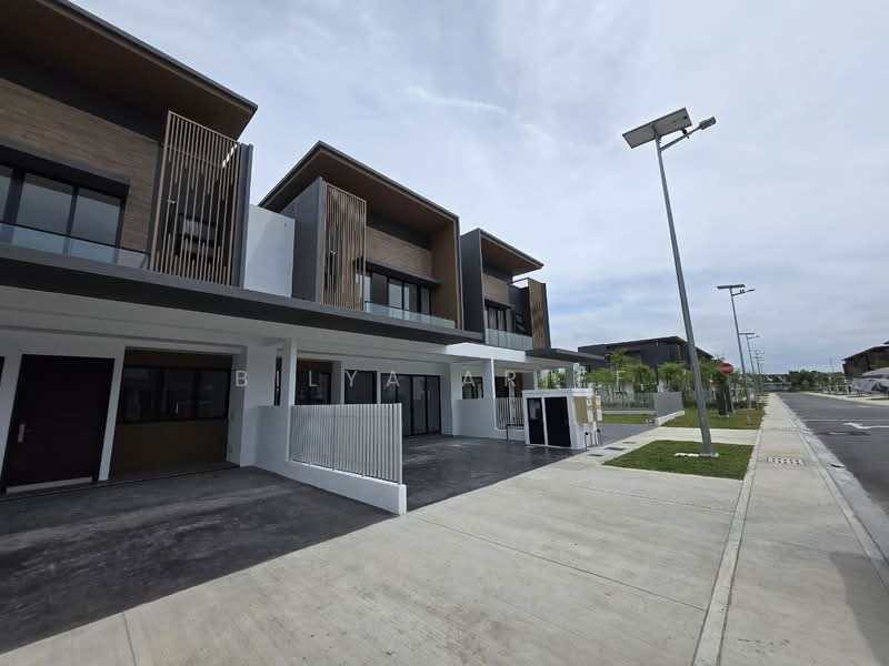 For Sale - Mio Spring