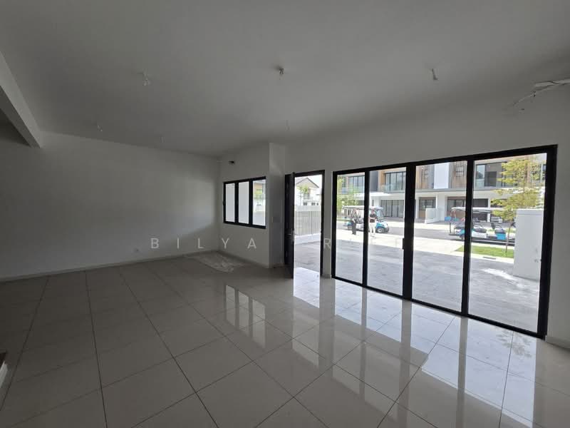 For Sale - Mio Spring