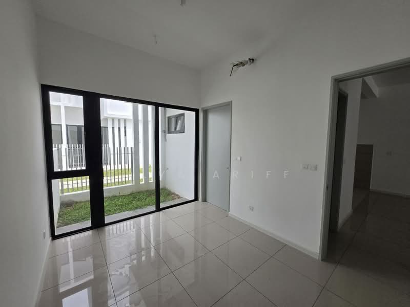 For Sale - Mio Spring