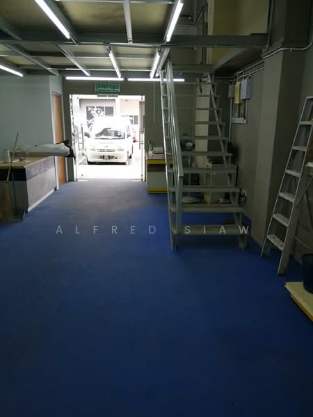 Shop for Sale in Shah Alam (Selangor) - Alfred Siaw - Entrance - PropertyGuru.com.my