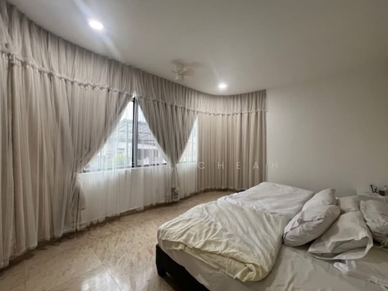 3-storey Terraced House for Sale in Batu Ferringhi (Penang) - Leesa Cheah - Bedroom - PropertyGuru.com.my
