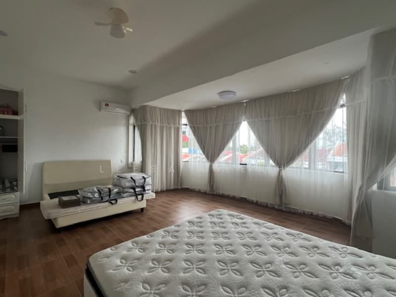 3-storey Terraced House for Sale in Batu Ferringhi (Penang) - Leesa Cheah - Bedroom - PropertyGuru.com.my