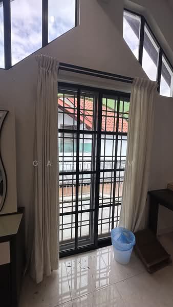 1.5-storey Terraced House for Sale in Taman Pelangi Indah (Ulu Tiram) - Garet Lim - Interior - PropertyGuru.com.my