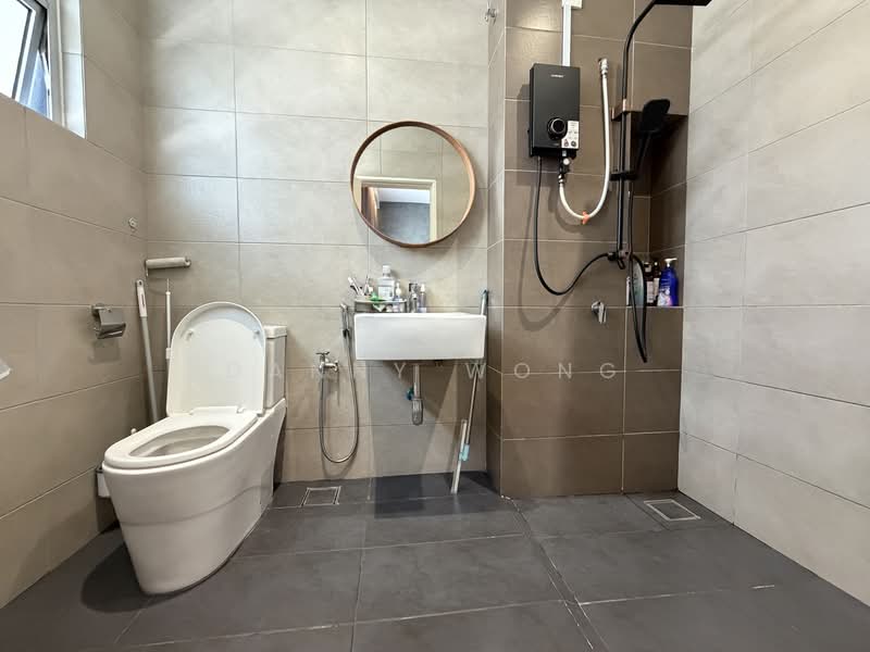 2-storey Terraced House for Rent in Kota Emerald (Rawang) - Danny Wong - Bathroom - PropertyGuru.com.my